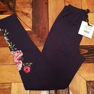 Navy blue embroidered leggings